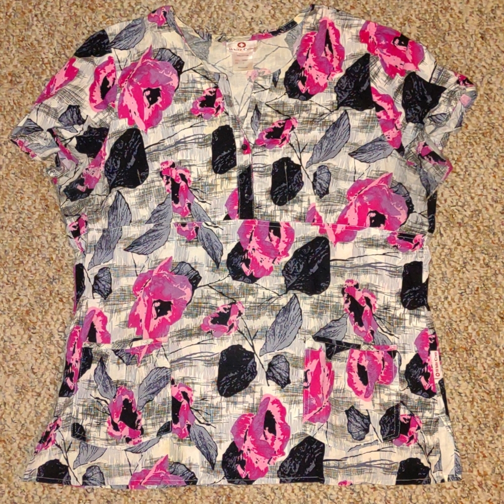 Scrub shirt